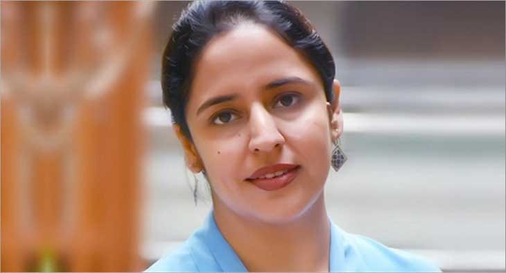 PriyaChoudhary?blur=25