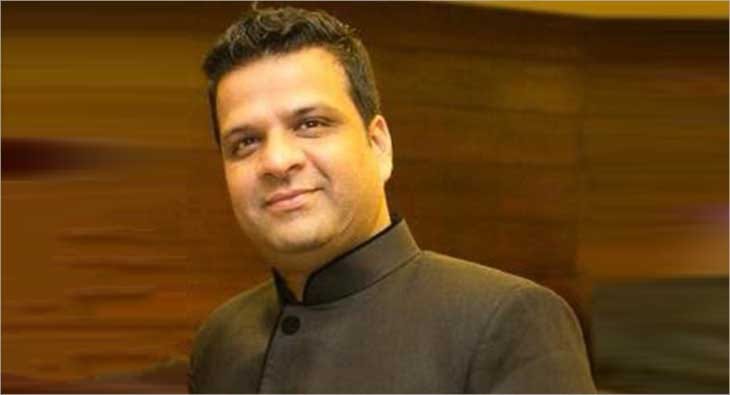 girish huria?blur=25