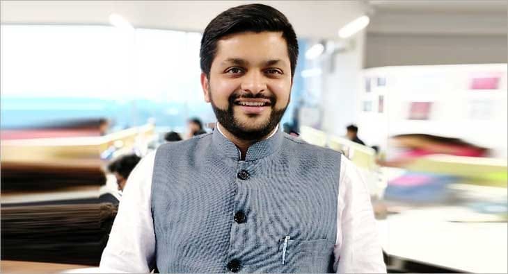 Shrenik Gandhi?blur=25