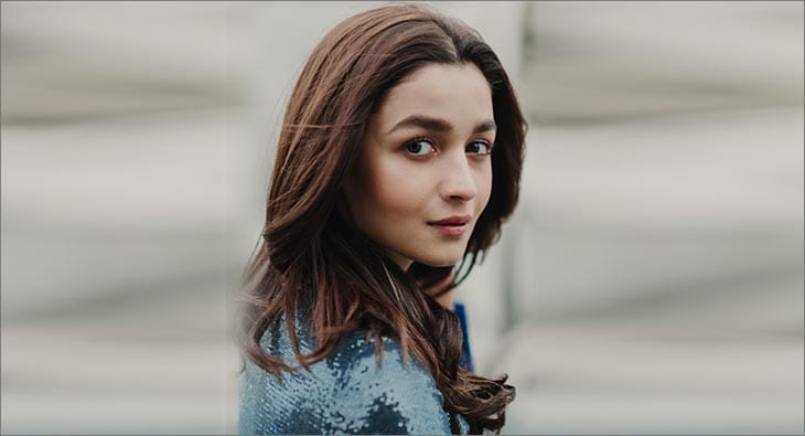 Alia?blur=25