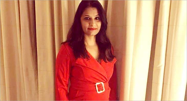 Arti Singh?blur=25