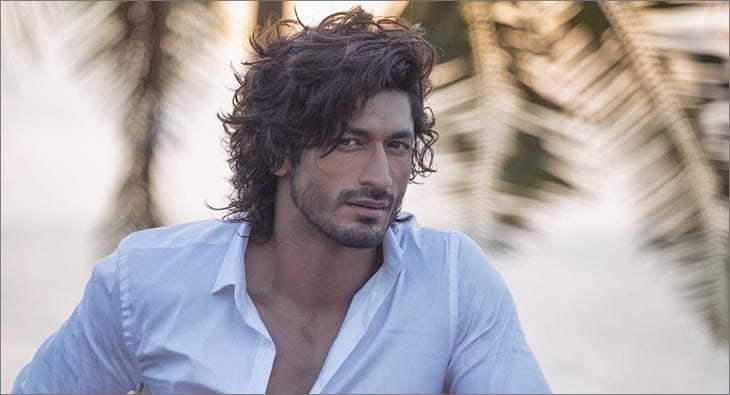 Vidyut Jammwal?blur=25