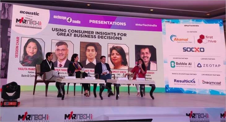 MarTech?blur=25