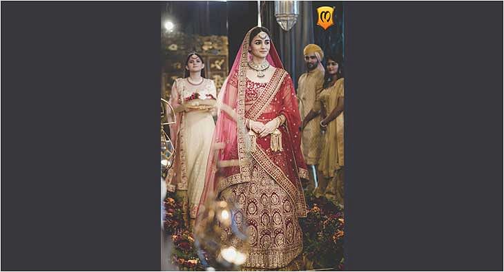 Alia Bhatt looked like a dream Bride in the commercial of Manyavar Mohey. |  Indian bridal fashion, Indian bridal dress, Indian bridal