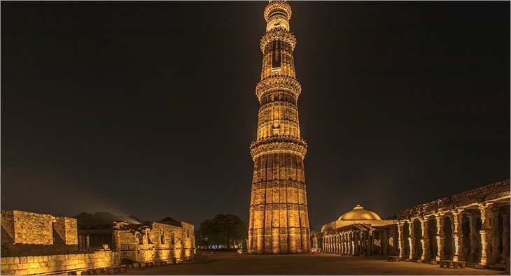 Qutub?blur=25
