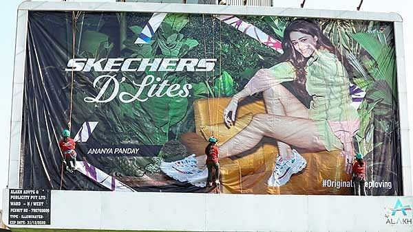 Skechers tagline clearance